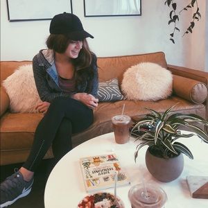 Meet your Posher, Rebekah